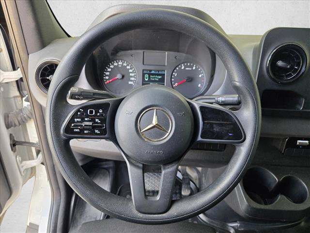 Used 2021 Mercedes-Benz Sprinter 2500 image 12