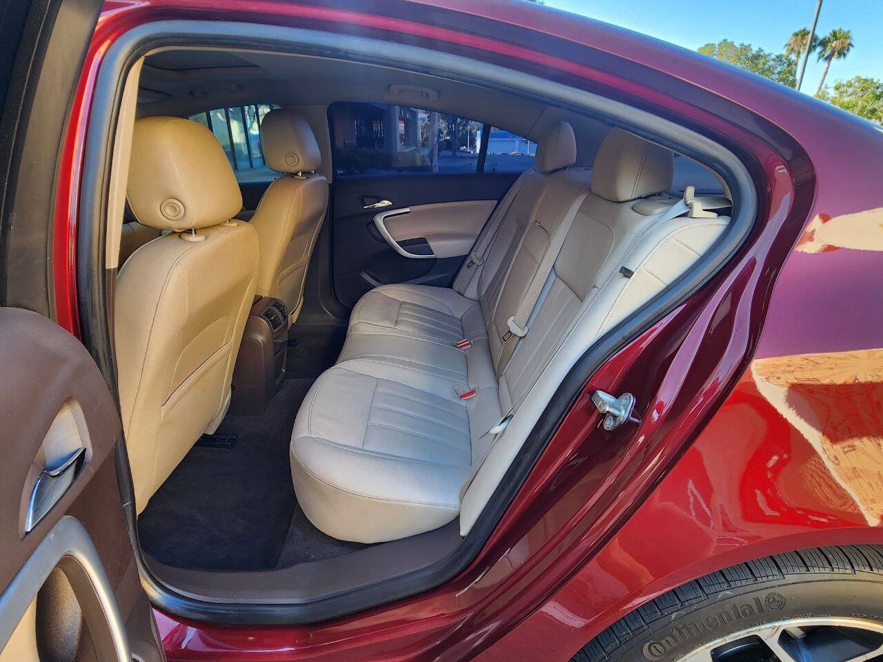 Used 2017 Buick Regal Sport Touring FWD image 19