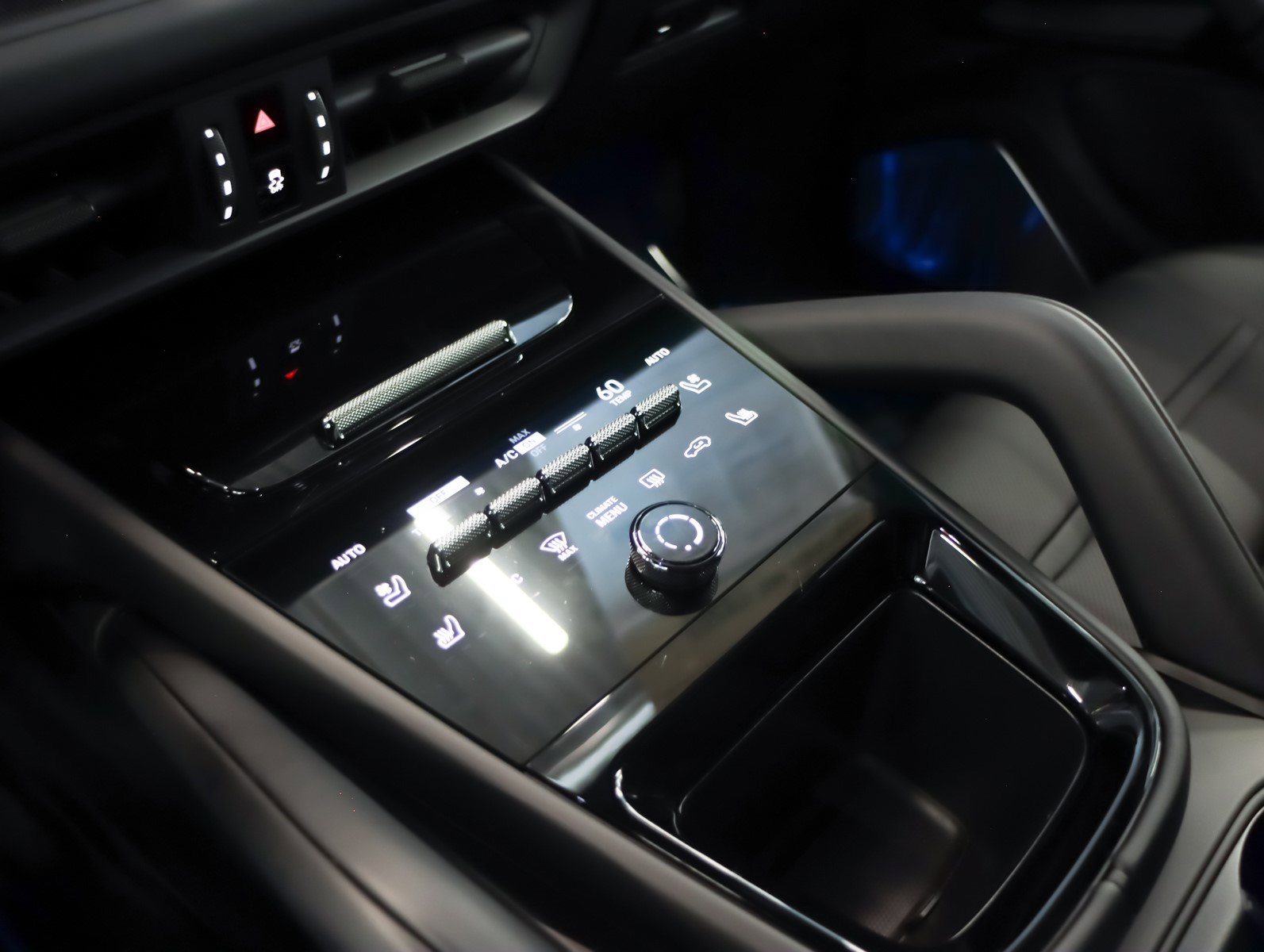 Used 2026 Porsche Cayenne GTS image 17