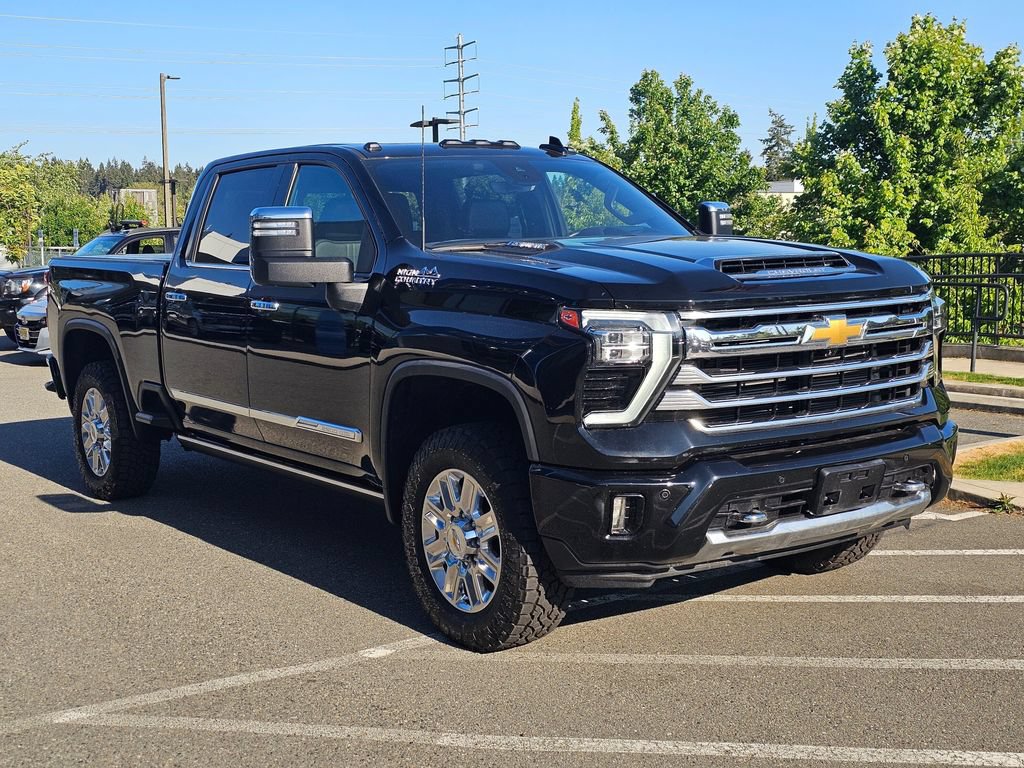 Used 2024 Chevrolet Silverado 2500 High Country w/ High Country Premium Package AWD/4WD image 7