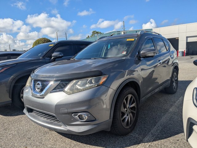 Used 2015 Nissan Rogue SL w/ SL Premium Package AWD/4WD image 2