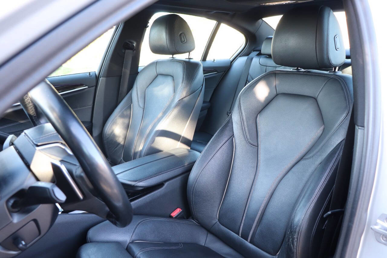 Used 2017 BMW 530i RWD image 17