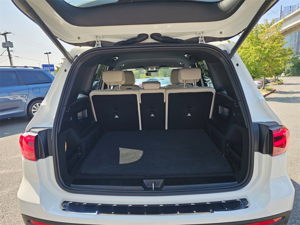 Used 2024 Mercedes-Benz GLB 250 4MATIC image 16