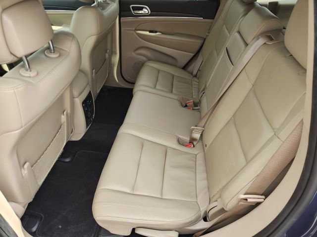 Used 2021 Jeep Grand Cherokee Limited AWD/4WD image 26