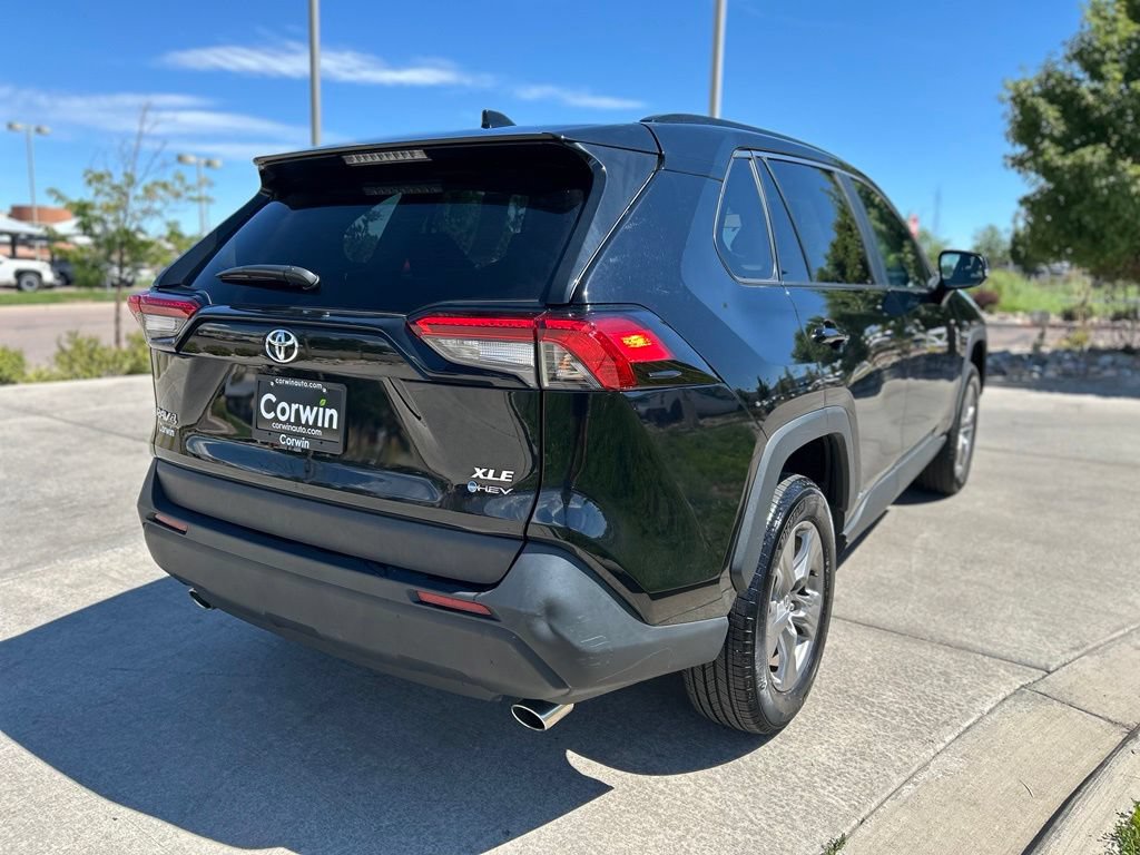 Used 2025 Toyota RAV4 XLE AWD/4WD image 8