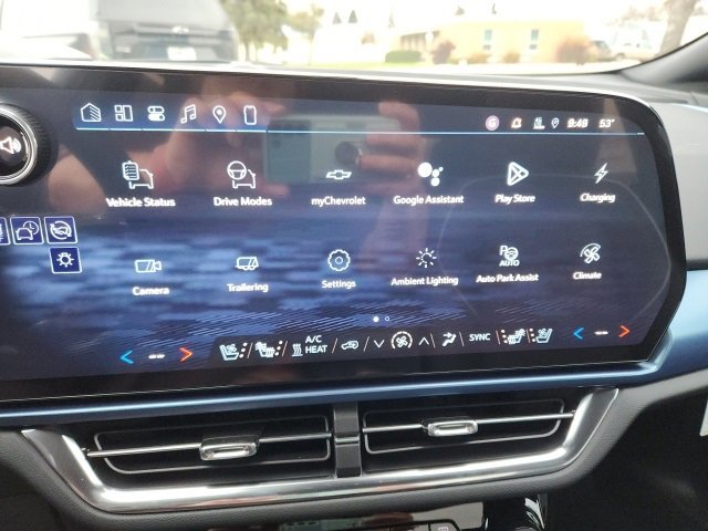 New 2026 Chevrolet Equinox EV LT image 22