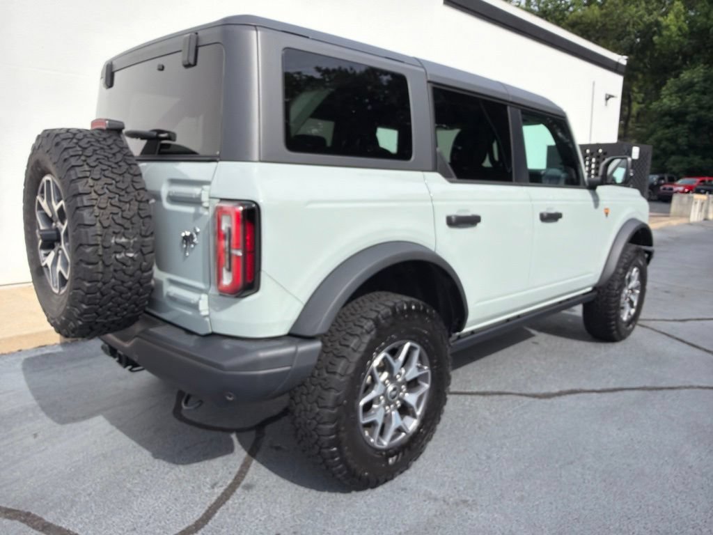 Used 2024 Ford Bronco Badlands AWD/4WD image 5