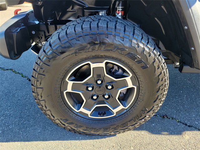 Used 2023 Jeep Gladiator Mojave w/ Cold Weather Group image 31