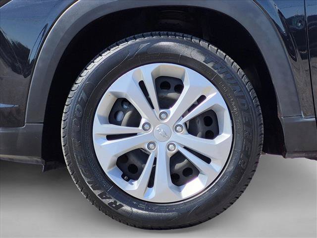Used 2024 Chevrolet Trax LS FWD image 24