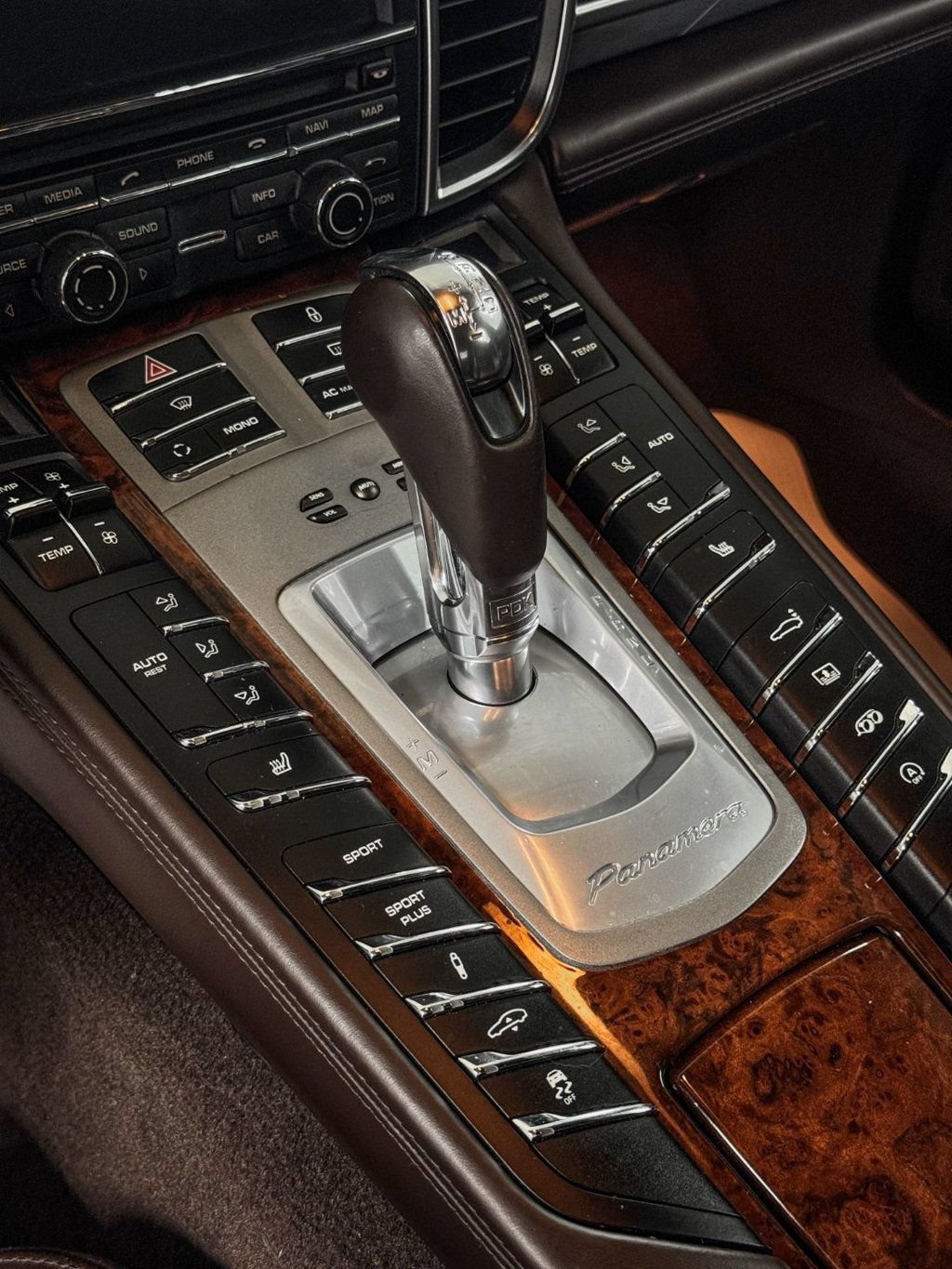 Used 2013 Porsche Panamera Turbo AWD/4WD image 17