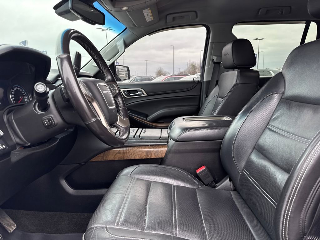 Used 2018 GMC Yukon Denali image 14