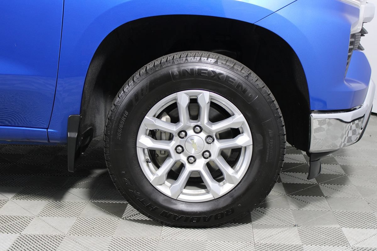 Used 2022 Chevrolet Silverado 1500 LT AWD/4WD image 32