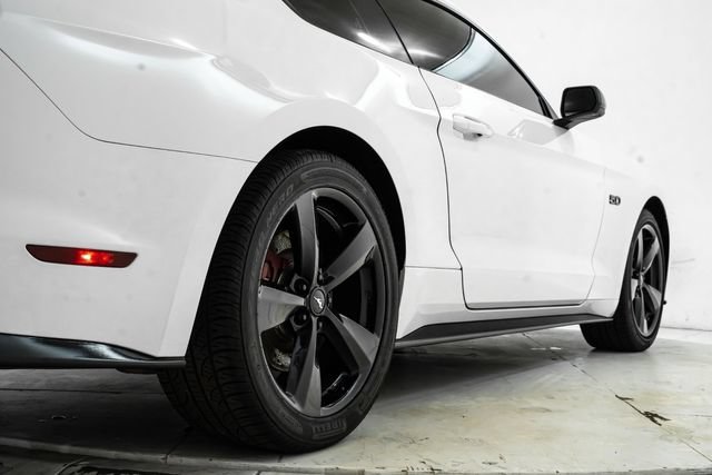 Used 2021 Ford Mustang GT Premium w/ Black Accent Package RWD image 13