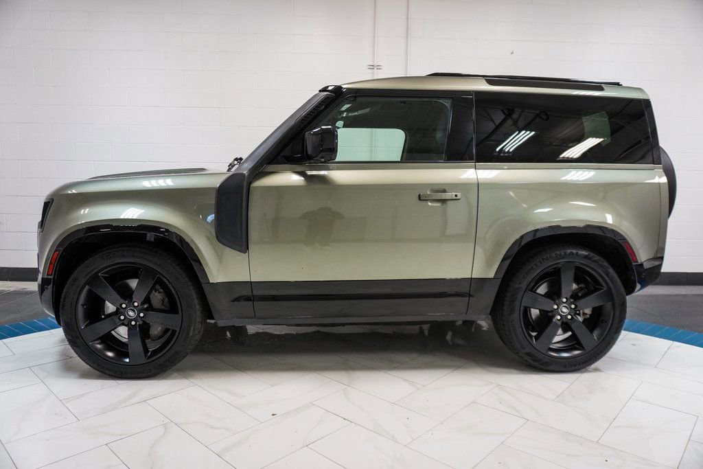 Used 2022 Land Rover Defender 90 X-Dynamic HSE AWD/4WD image 32