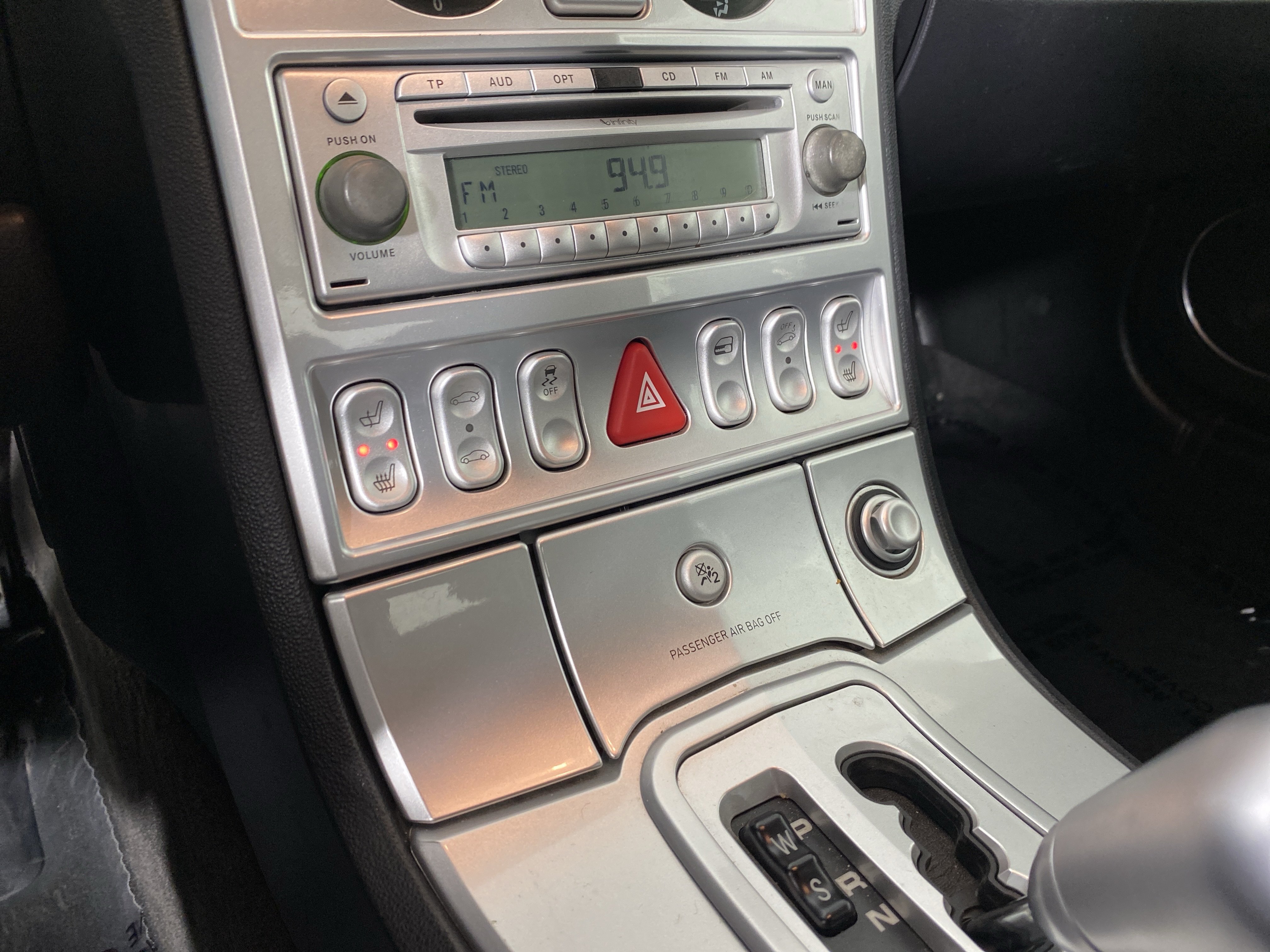 Used 2005 Chrysler Crossfire Limited RWD image 14
