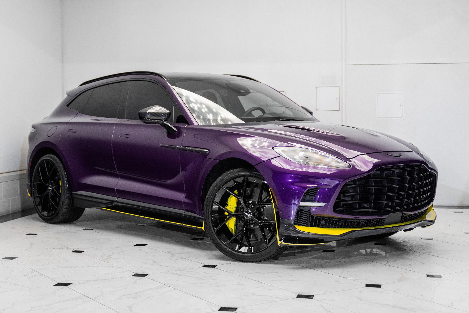 Used 2024 Aston Martin DBX 707 image 37
