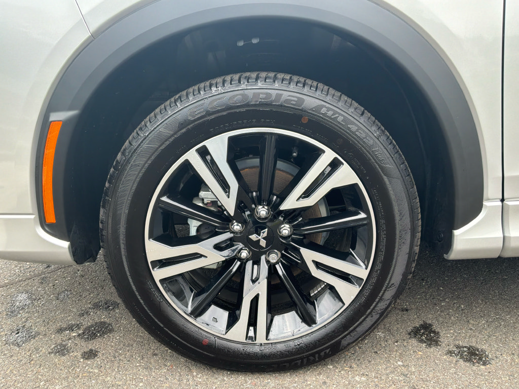 New 2025 Mitsubishi Eclipse Cross SEL AWD/4WD image 11
