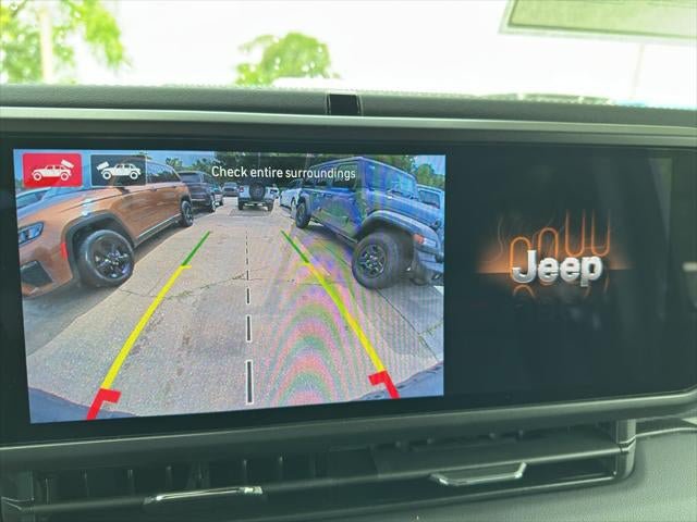 New 2026 Jeep Wrangler Unlimited Rubicon AWD/4WD image 33