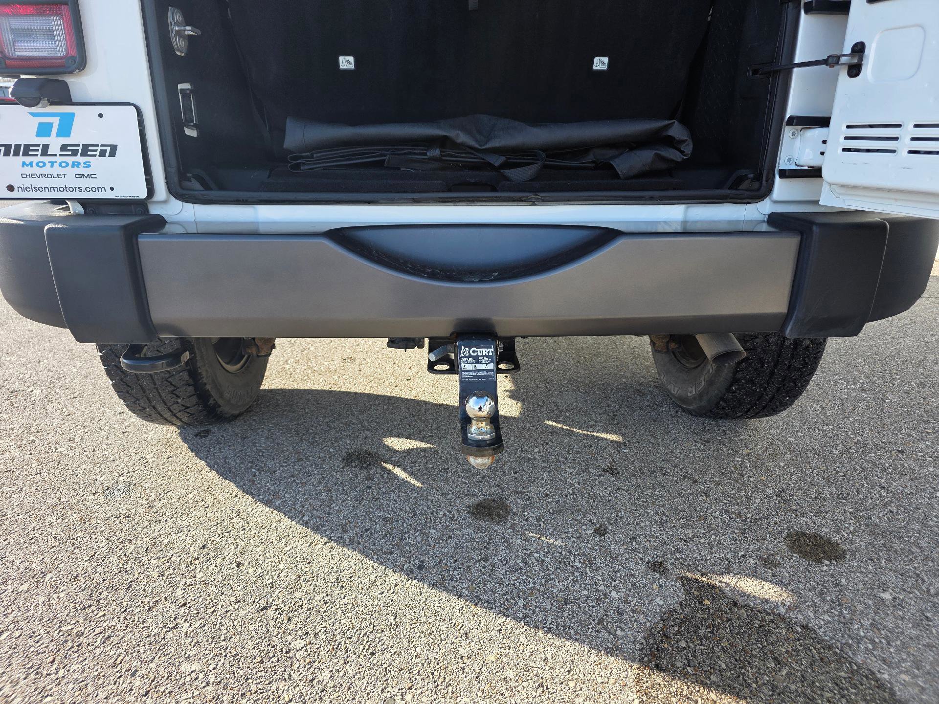 Used 2017 Jeep Wrangler Sport image 9