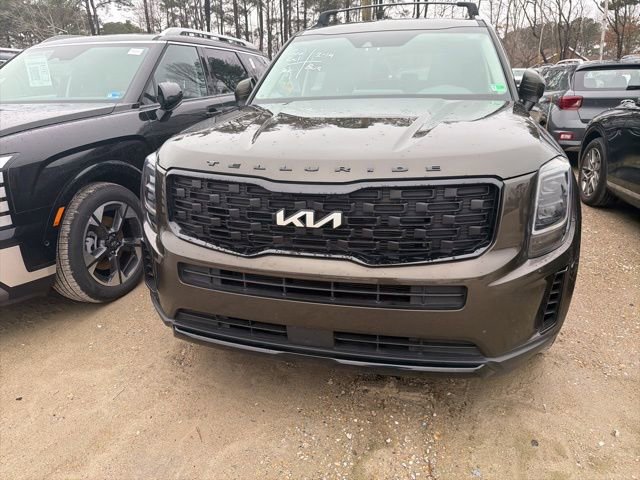 Used 2022 Kia Telluride EX w/ EX Premium Package image 4