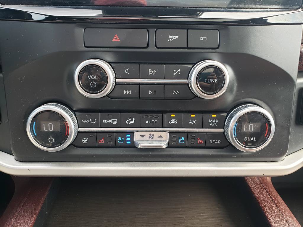 Used 2022 Ford Expedition Limited AWD/4WD image 19
