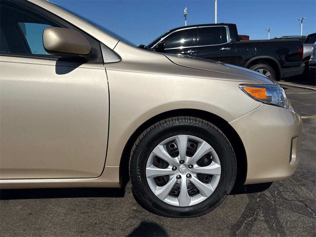 Used 2012 Toyota Corolla LE image 15