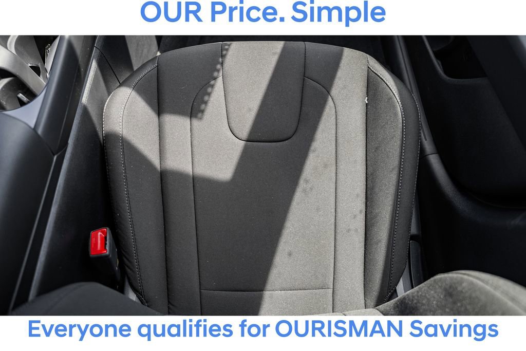 New 2025 Hyundai Elantra SEL image 28