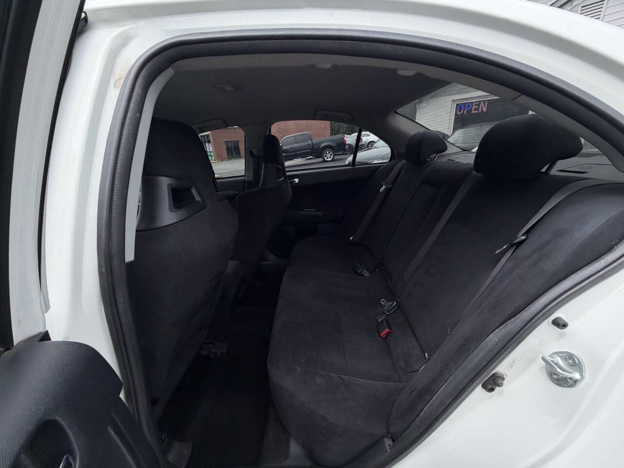 Used 2010 Mitsubishi Lancer Evolution SE AWD/4WD image 12