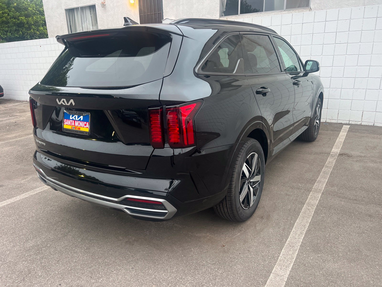 Used 2023 Kia Sorento S w/ Panoramic Sunroof Package FWD image 5