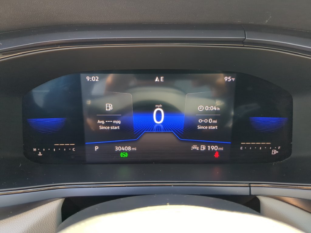 Certified 2023 Volkswagen Taos SE w/ Panoramic Sunroof Package FWD image 32