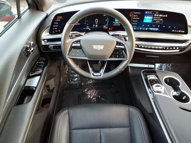 Certified 2024 Cadillac Lyriq Luxury image 16