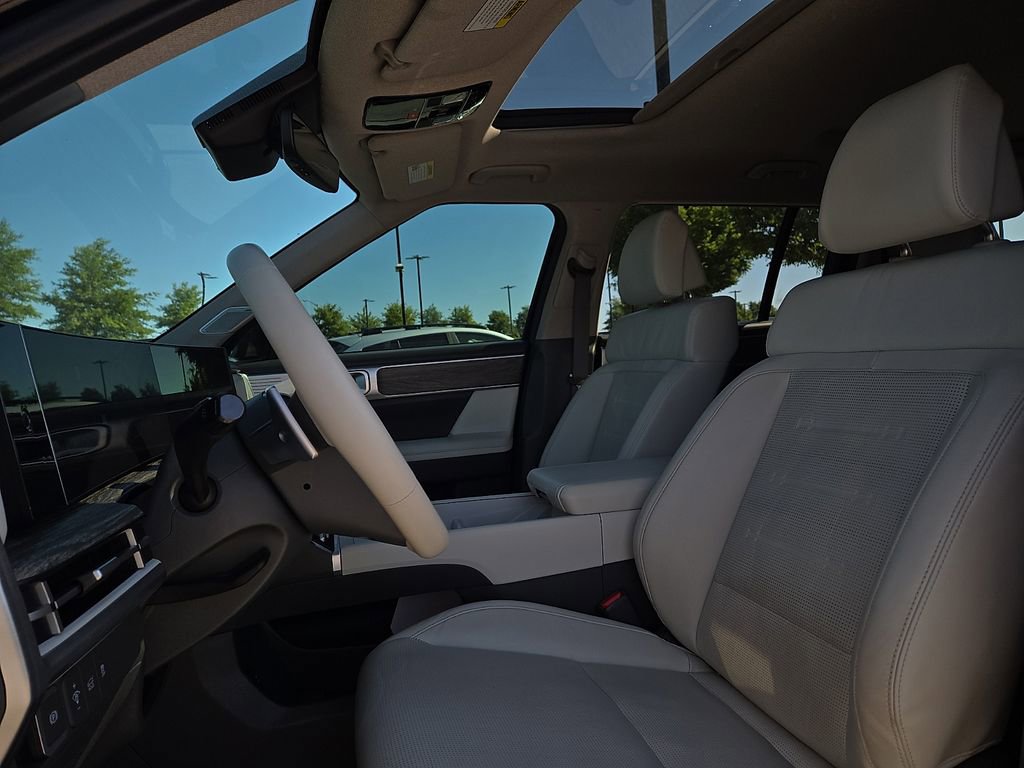 Used 2024 Hyundai Santa Fe Limited FWD image 14