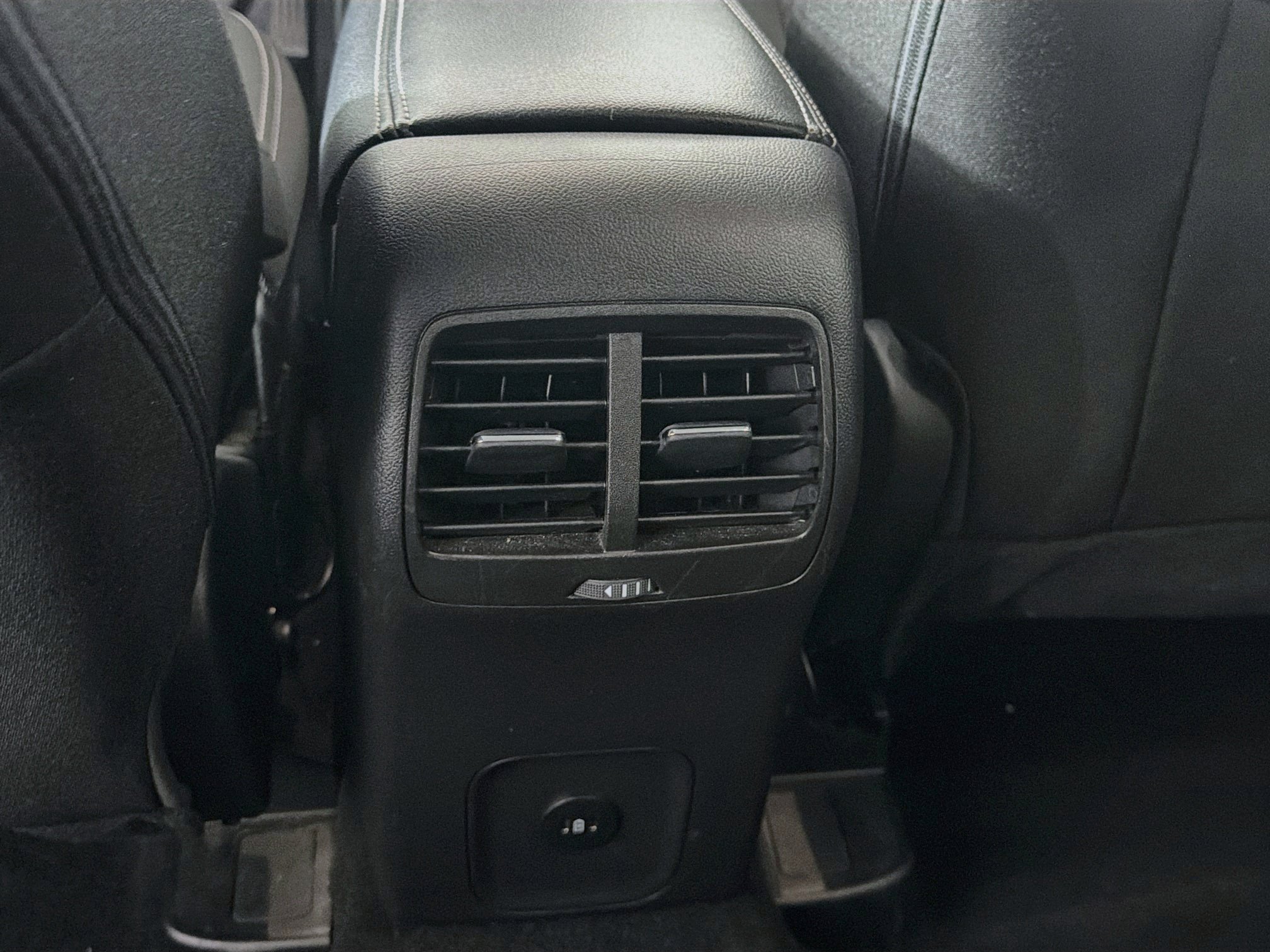 Used 2025 Ford Escape Active FWD image 25