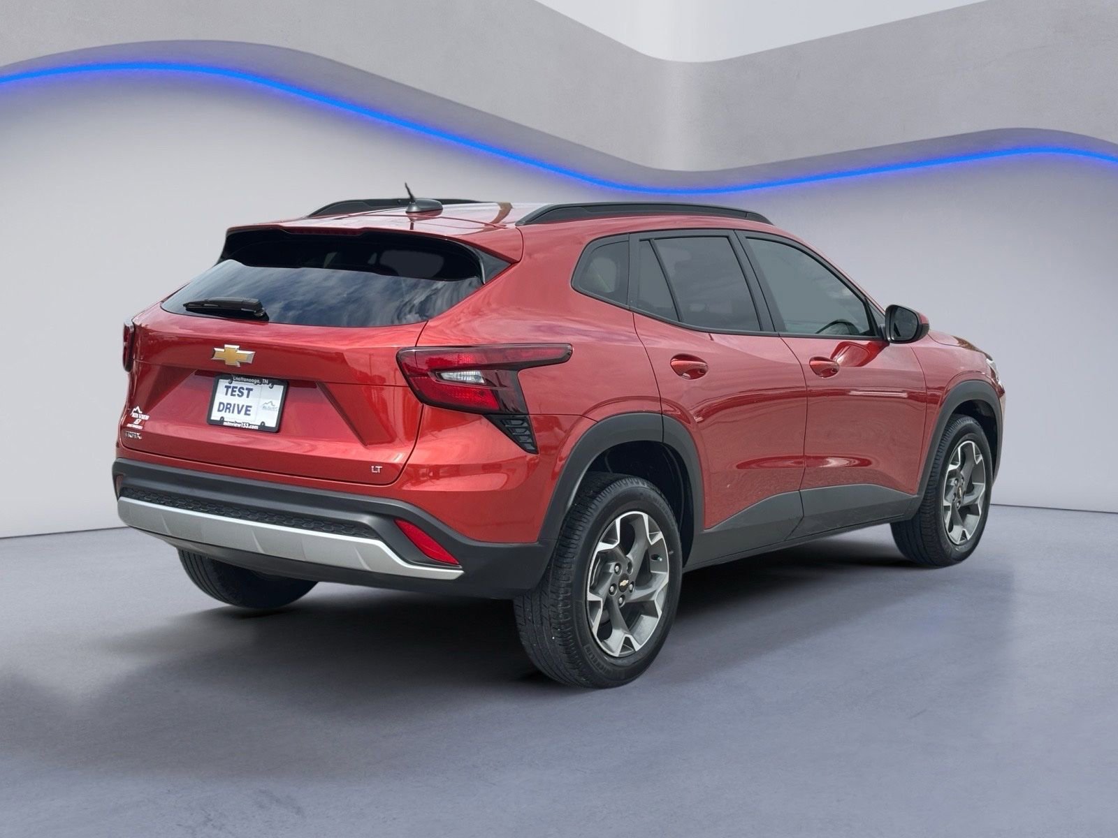 Used 2024 Chevrolet Trax LT FWD image 3