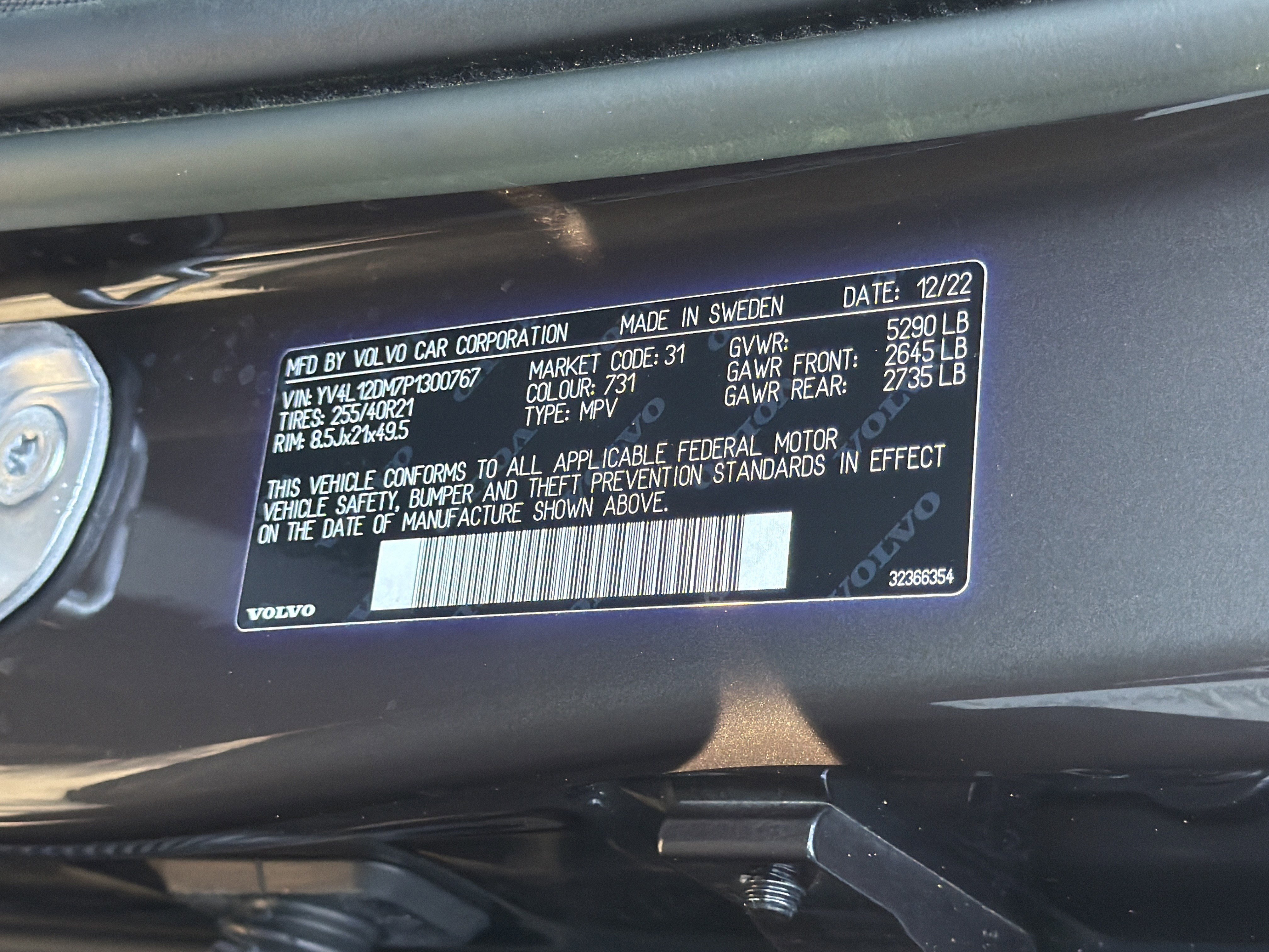 Certified 2023 Volvo XC60 B5 Ultimate image 37