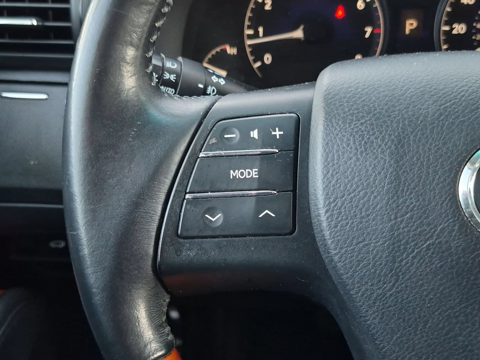 Used 2011 Lexus RX 350 2WD w/ Premium Pkg image 15