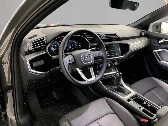 Used 2024 Audi Q3 2.0T Premium w/ Convenience Package AWD/4WD image 14