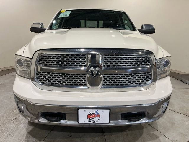 Used 2016 RAM 1500 Laramie w/ Convenience Group AWD/4WD image 3