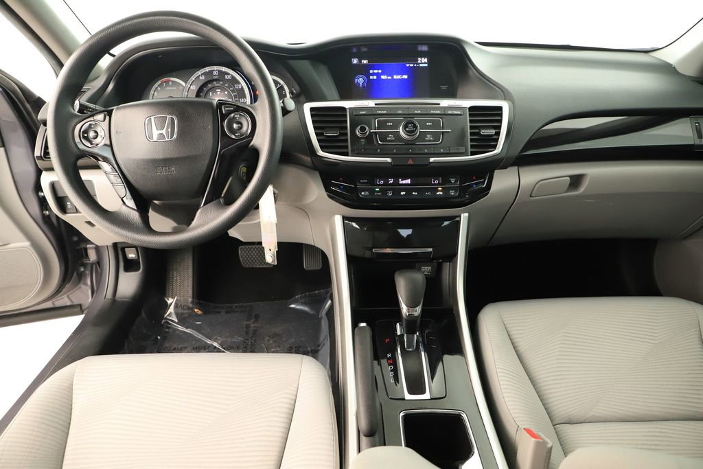 Used 2016 Honda Accord LX image 18