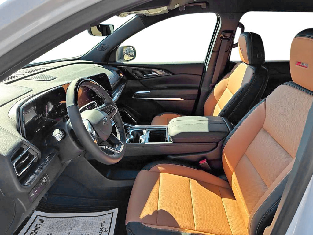 New 2027 Chevrolet Traverse Z71 w/ Enhanced Driving Package AWD/4WD image 12