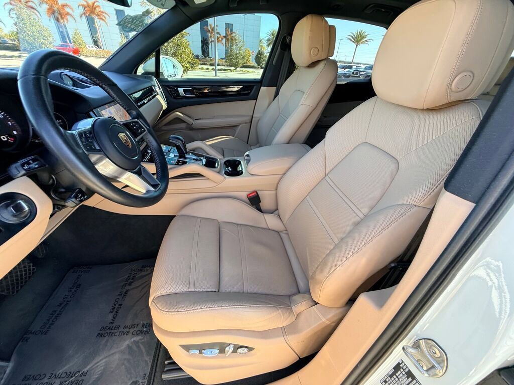 Used 2021 Porsche Cayenne image 5