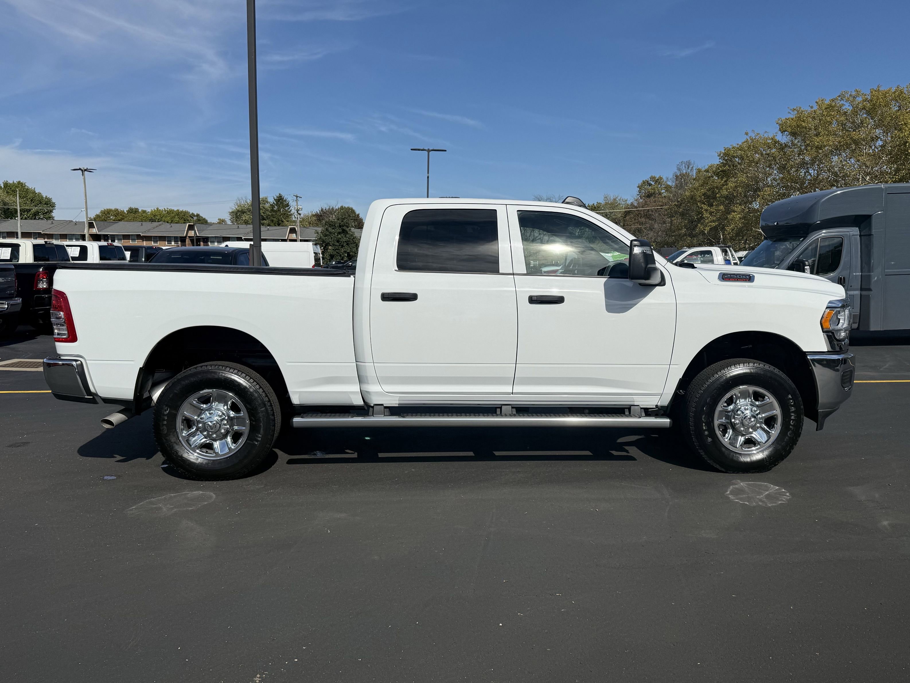 Used 2024 RAM 2500 Tradesman w/ Chrome Appearance Group image 10