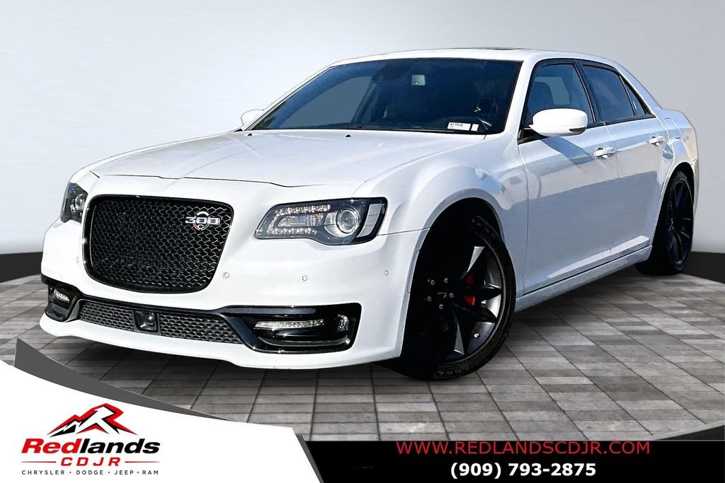 Used 2023 Chrysler 300 C RWD image 1