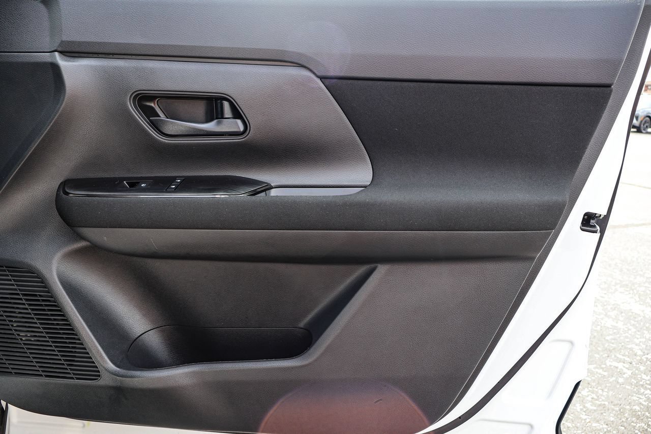 Used 2025 Nissan Kicks S FWD image 35