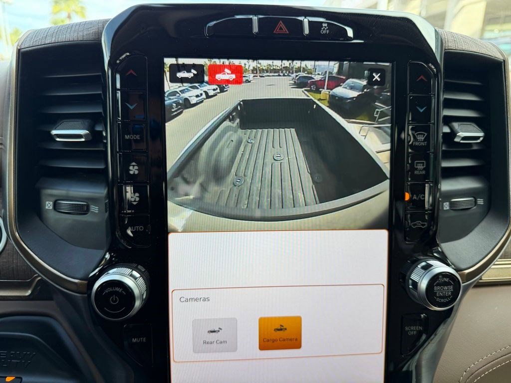 Used 2022 RAM 3500 Limited AWD/4WD image 16