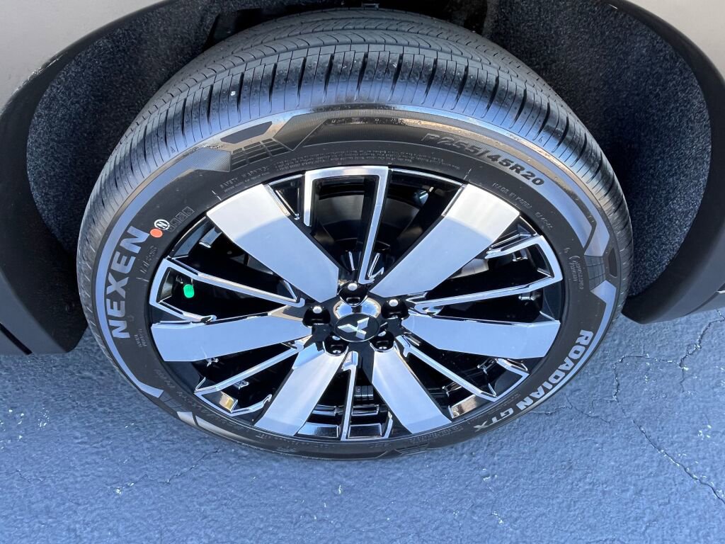 New 2025 Mitsubishi Outlander SE image 20