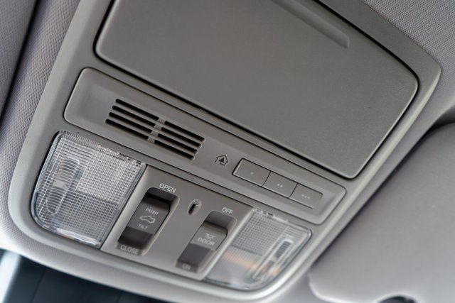 Used 2017 Honda CR-V EX-L image 37