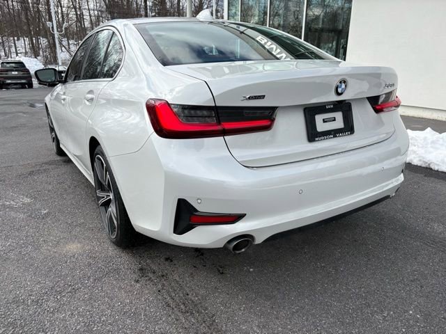 Used 2022 BMW 330i xDrive Sedan w/ Convenience Package image 9