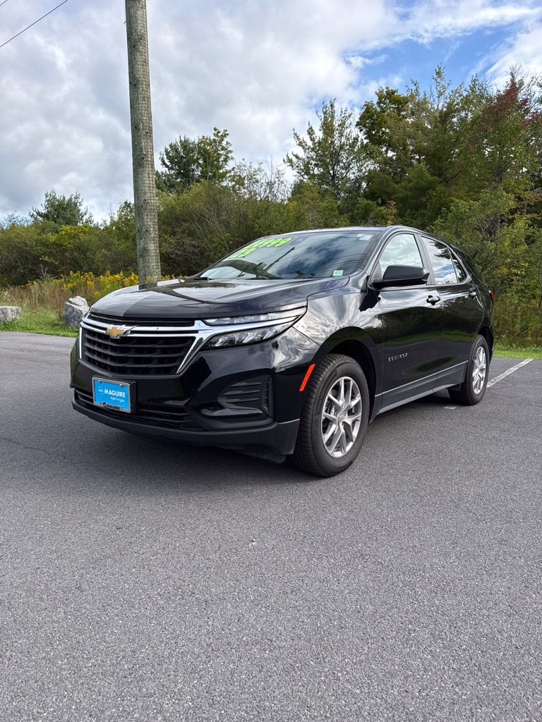 Used 2023 Chevrolet Equinox LS w/ LS Convenience Package AWD/4WD image 6