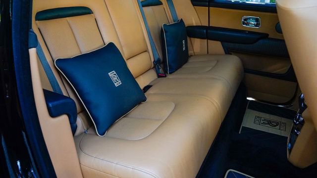 Used 2019 Rolls-Royce Cullinan image 96